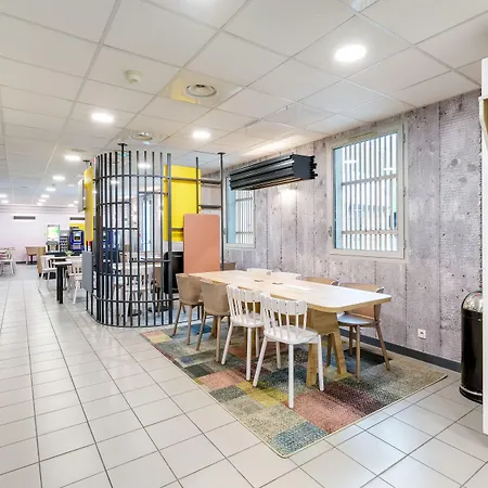 B&B Hotel Lille Centre Grand Palais-3